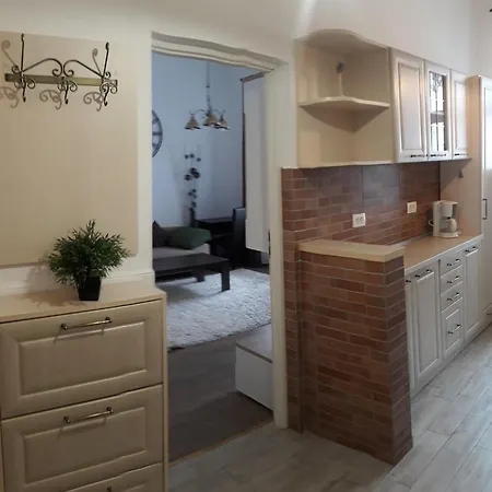 Апартаменти Apartament Брашов